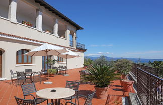 Photo 2 - Apartment in Soiano del Lago with swimming pool and mountain view