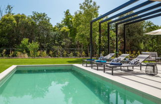 Photo 3 - Maison de 4 chambres à Poreč avec piscine privée et vues à la mer