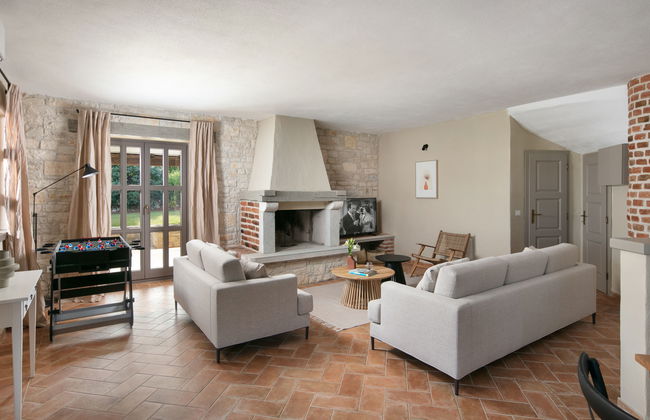Casa de 5 quartos em Sveti Lovreč com piscina privada e jardim - Foto 4