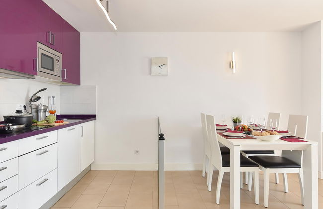 2 bedroom Apartment in San Bartolomé de Tirajana with swimming pool and terrace - Photo 7