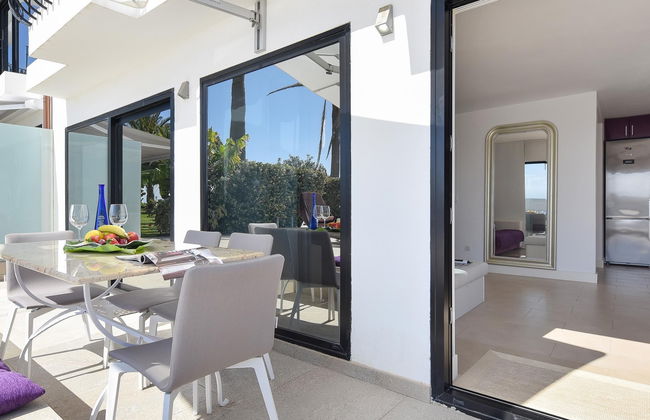 2 bedroom Apartment in San Bartolomé de Tirajana with swimming pool and terrace - Photo 12
