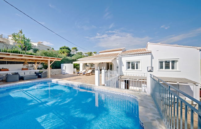 Casa de 5 quartos em Jávea com piscina privada e jardim - Foto 7
