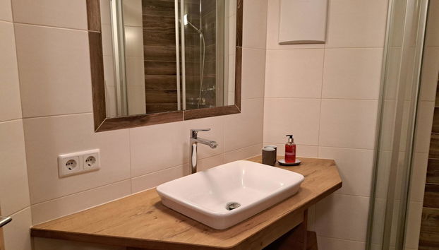 Apartment mit 1 Schlafzimmer in Finkenberg mit garten und terrasse - Foto 2