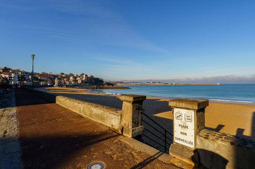 Foto 16 - Appartamento con 1 camera da letto a Saint-Jean-de-Luz con vista mare