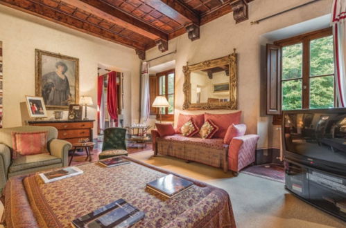 Foto 5 - Casa de 6 quartos em Borgo San Lorenzo com piscina privada e jardim