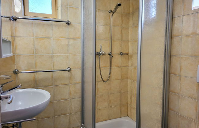 Appartement de 2 chambres à Capriasca avec piscine et jardin - Photo 17