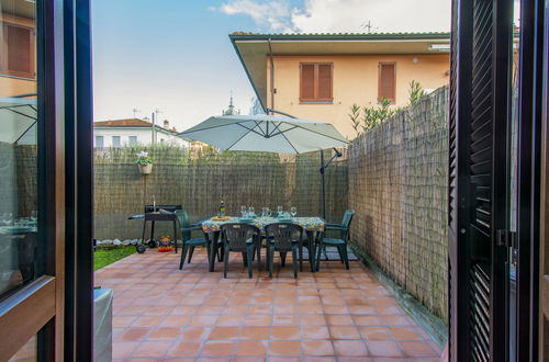 Photo 18 - 2 bedroom Apartment in Lucca with garden