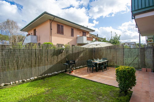 Photo 11 - 2 bedroom Apartment in Lucca with garden