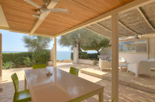 Photo 25 - 2 bedroom House in Siracusa with garden and sea view