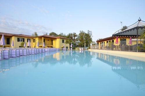 Foto 22 - Apartamento de 2 quartos em Moniga del Garda com piscina e vista para a montanha