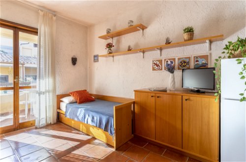 Photo 4 - Apartment in Golfo Aranci with garden and sea view