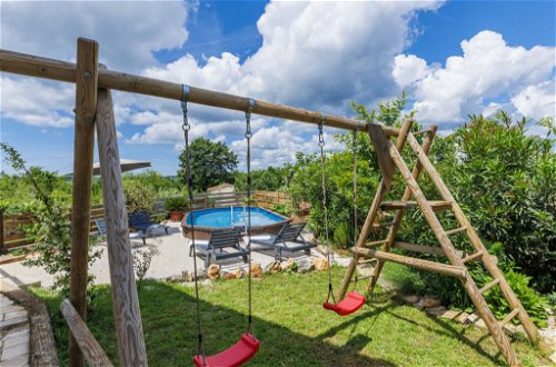 Foto 19 - Casa de 3 quartos em Marčana com piscina privada e vistas do mar