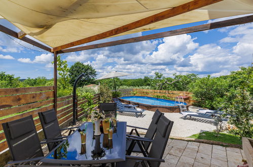 Photo 5 - Maison de 3 chambres à Marčana avec piscine privée et jardin