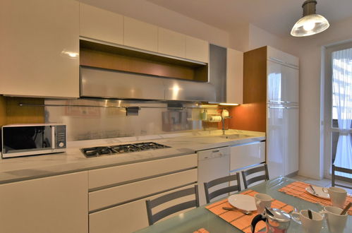 Photo 15 - 3 bedroom Apartment in Milan with garden