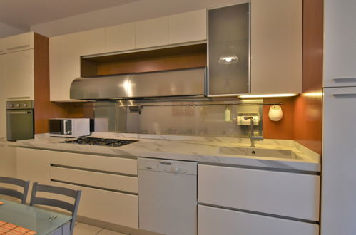 Photo 16 - 3 bedroom Apartment in Milan with garden