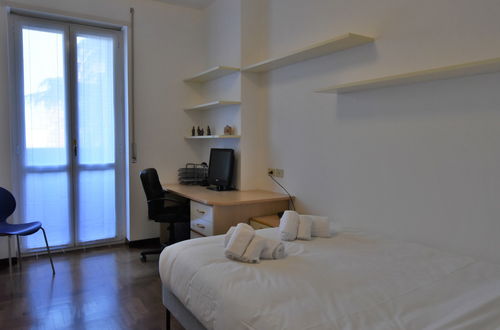 Photo 23 - 3 bedroom Apartment in Milan with garden