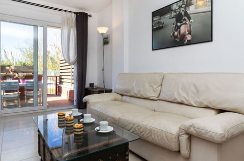 Photo 7 - 2 bedroom Apartment in Calonge i Sant Antoni with swimming pool and garden