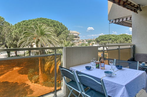 Foto 2 - Apartamento de 2 quartos em Fréjus com vistas do mar