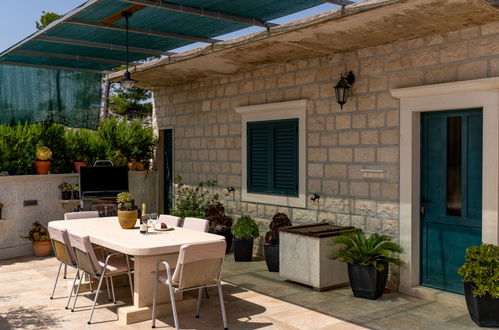 Photo 27 - Maison de 3 chambres à Selca avec piscine privée et vues à la mer