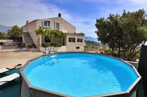 Foto 5 - Casa de 3 quartos em Selca com piscina privada e vistas do mar