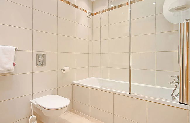 Casa de 4 quartos em Buje com piscina e jardim - Foto 32