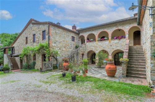 Foto 32 - Apartamento de 2 quartos em Castellina in Chianti com piscina e jardim