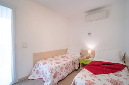 Foto 15 - Apartment mit 2 Schlafzimmern in Lignano Sabbiadoro mit blick aufs meer