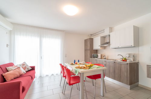 Photo 11 - 2 bedroom Apartment in Lignano Sabbiadoro with sea view