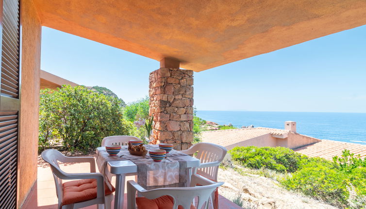 Foto 1 - Casa de 1 habitación en Trinità d'Agultu e Vignola con jardín y vistas al mar