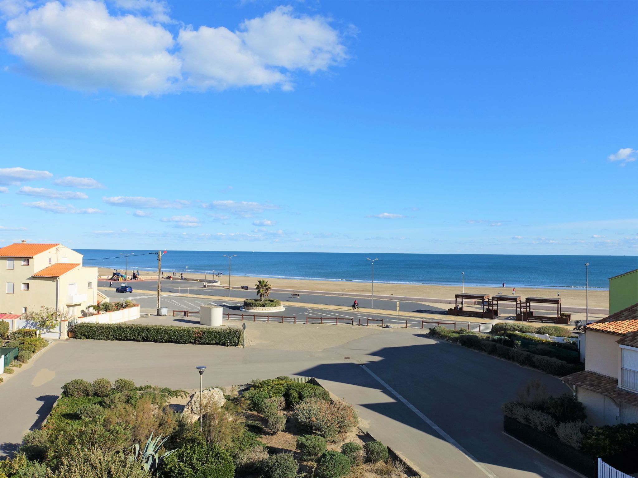 Foto 2 - Apartamento de 1 habitación en Narbonne con vistas al mar