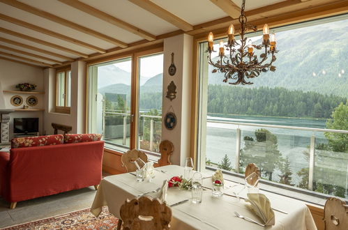 Foto 7 - Appartamento con 2 camere da letto a Sankt Moritz con terrazza