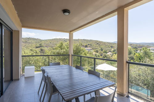 Foto 3 - Casa de 4 quartos em Grosseto-Prugna com piscina privada e vistas do mar