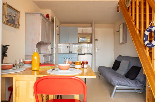Foto 8 - Apartamento de 1 habitación en Vaux-sur-Mer con piscina privada y vistas al mar