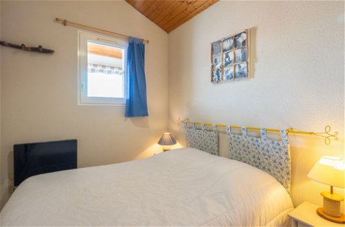 Foto 4 - Apartamento de 1 quarto em Vaux-sur-Mer com piscina privada e vistas do mar