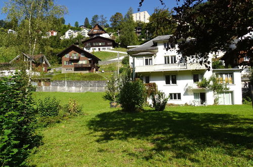 Foto 9 - Appartamento con 2 camere da letto a Engelberg con giardino