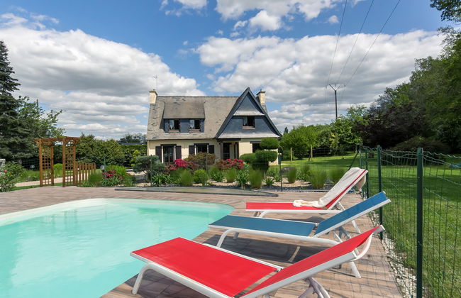 Casa de 6 quartos em Trégunc com piscina privada e jardim - Foto 1