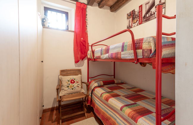 Casa de 3 quartos em Montieri com piscina e jardim - Foto 12