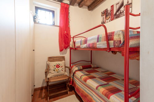 Foto 12 - Haus mit 2 Schlafzimmern in Montieri mit schwimmbad und garten
