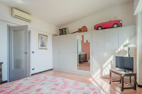 Photo 24 - 4 bedroom House in Rapallo with garden and terrace