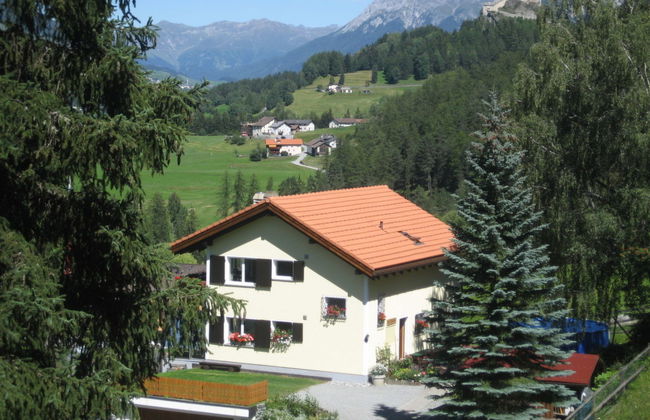 Apartamento de 2 quartos em Scuol com banheira de hidromassagem - Foto 2