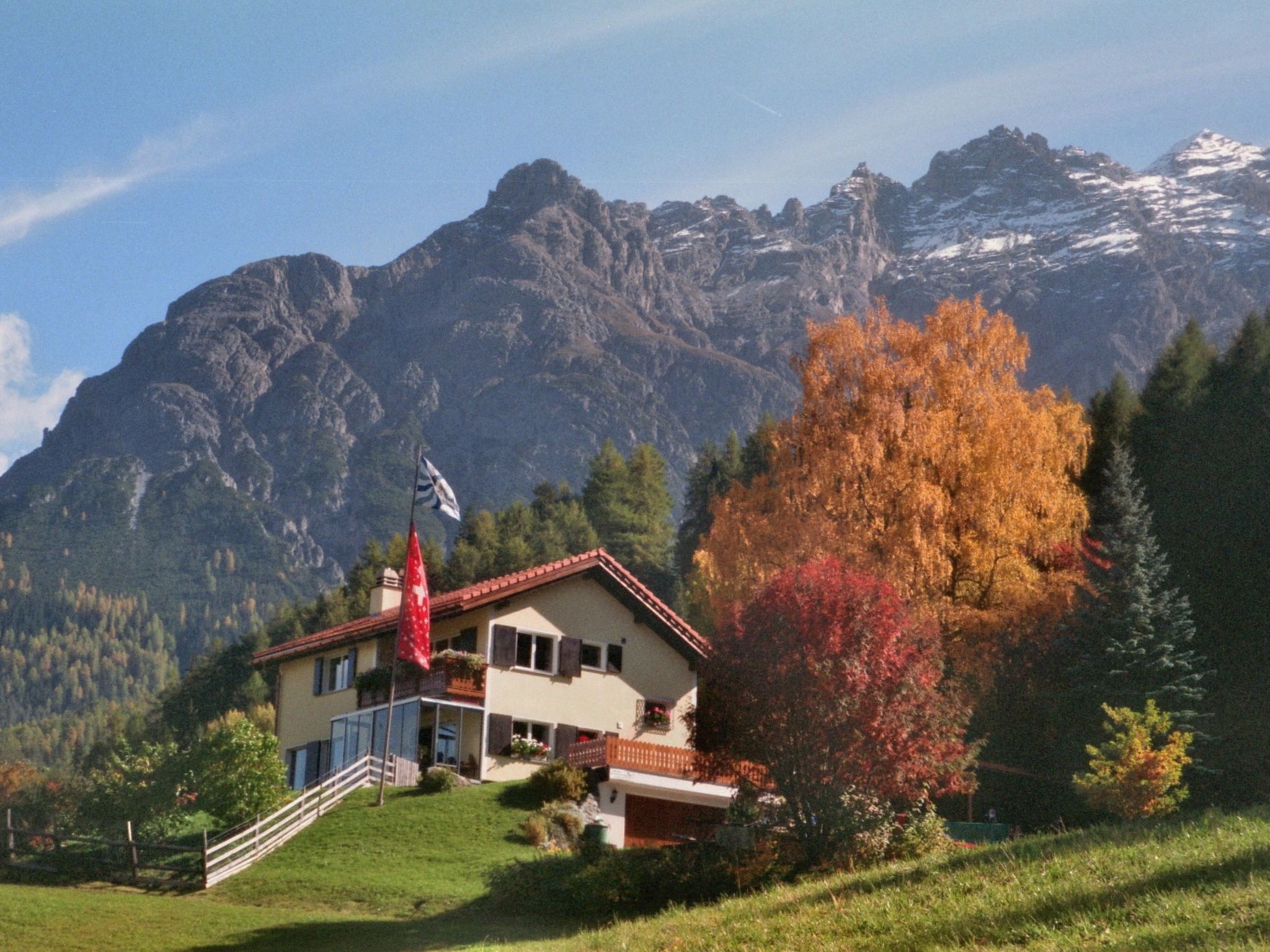 Photo 1 - Appartement de 2 chambres à Scuol avec bain à remous et vues sur la montagne