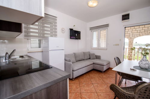 Foto 46 - Apartamento de 2 quartos em Rogoznica com terraço