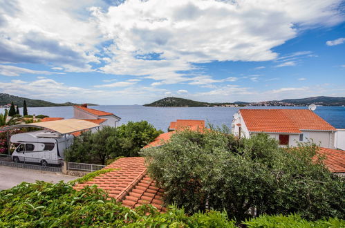 Photo 35 - Appartement de 2 chambres à Rogoznica avec terrasse et vues à la mer