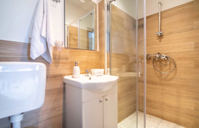 Apartamento de 2 quartos em Senj com piscina e terraço - Foto 10