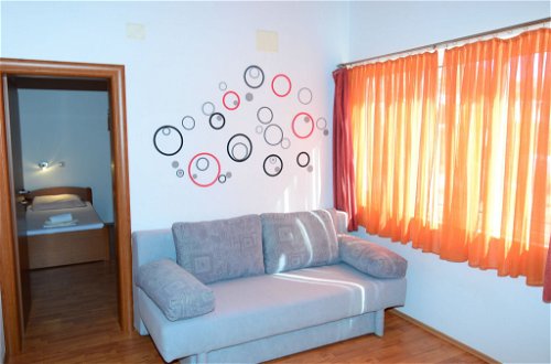 Foto 10 - Apartamento de 2 habitaciones en Sibenik con vistas al mar
