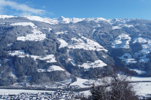 Photo 17 - 2 bedroom Apartment in Aschau im Zillertal with mountain view