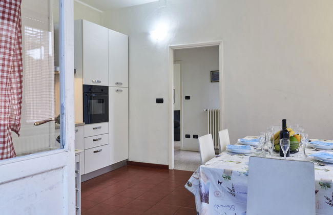 6 bedroom House in Dervio with garden and terrace - Photo 27
