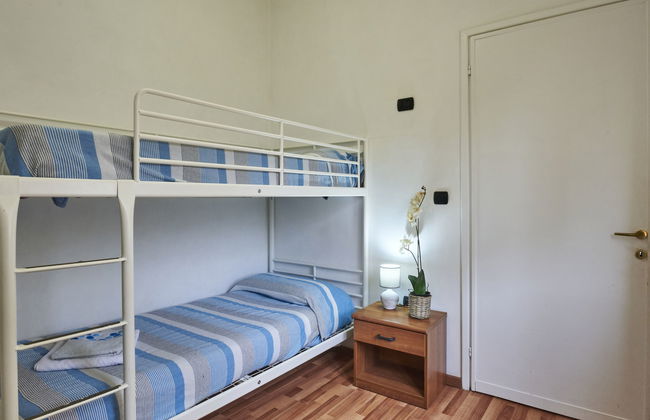 6 bedroom House in Dervio with garden and terrace - Photo 37