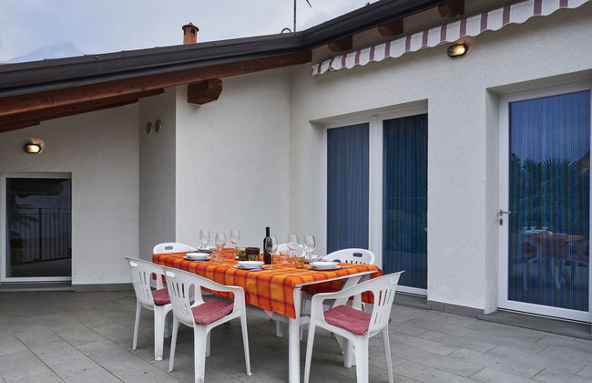 6 bedroom House in Dervio with garden and terrace - Photo 19