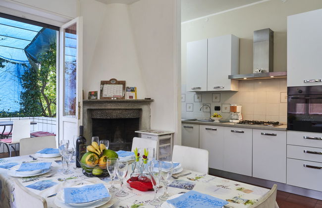 6 bedroom House in Dervio with garden and terrace - Photo 26